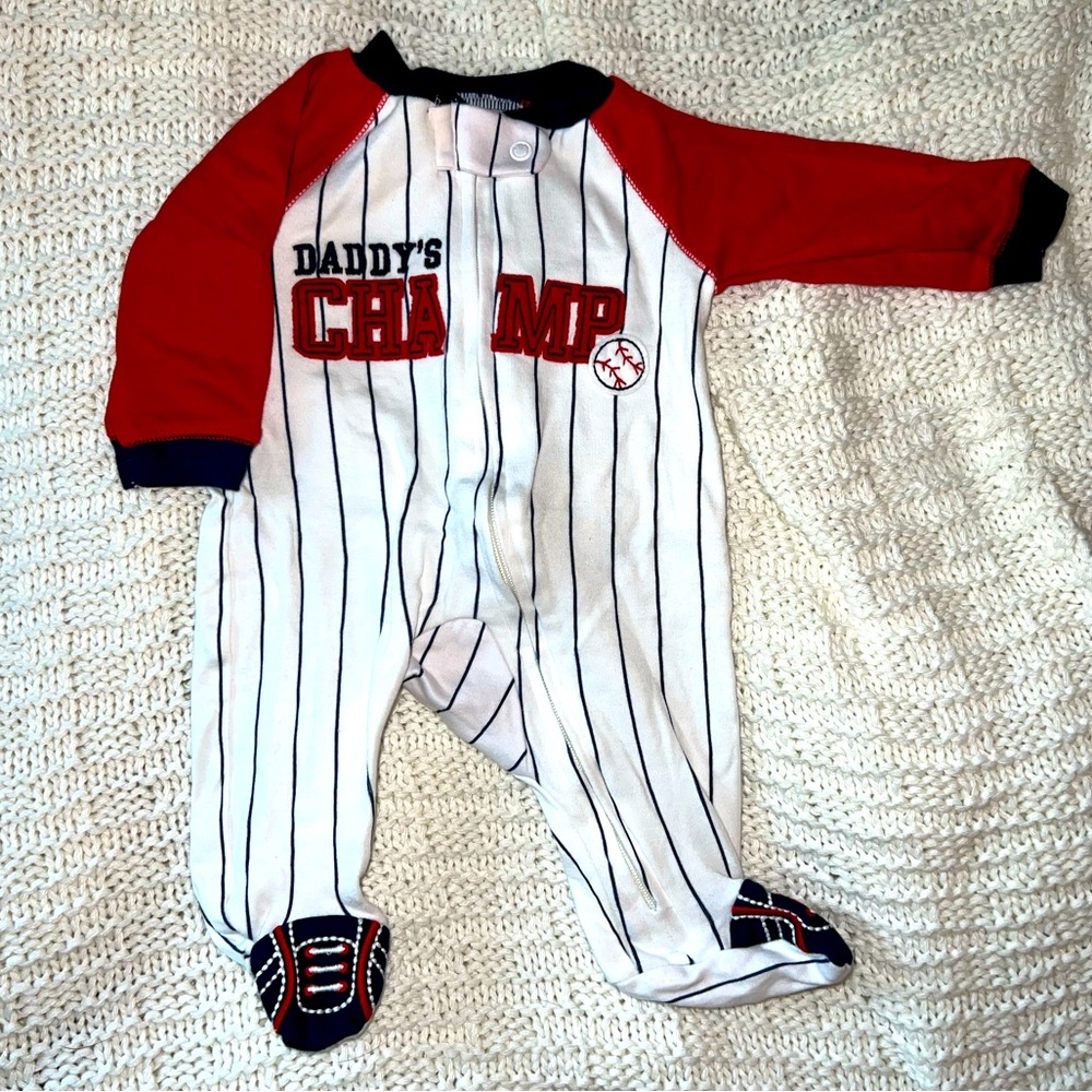 Daddy’s Champ newborn footie pajamas